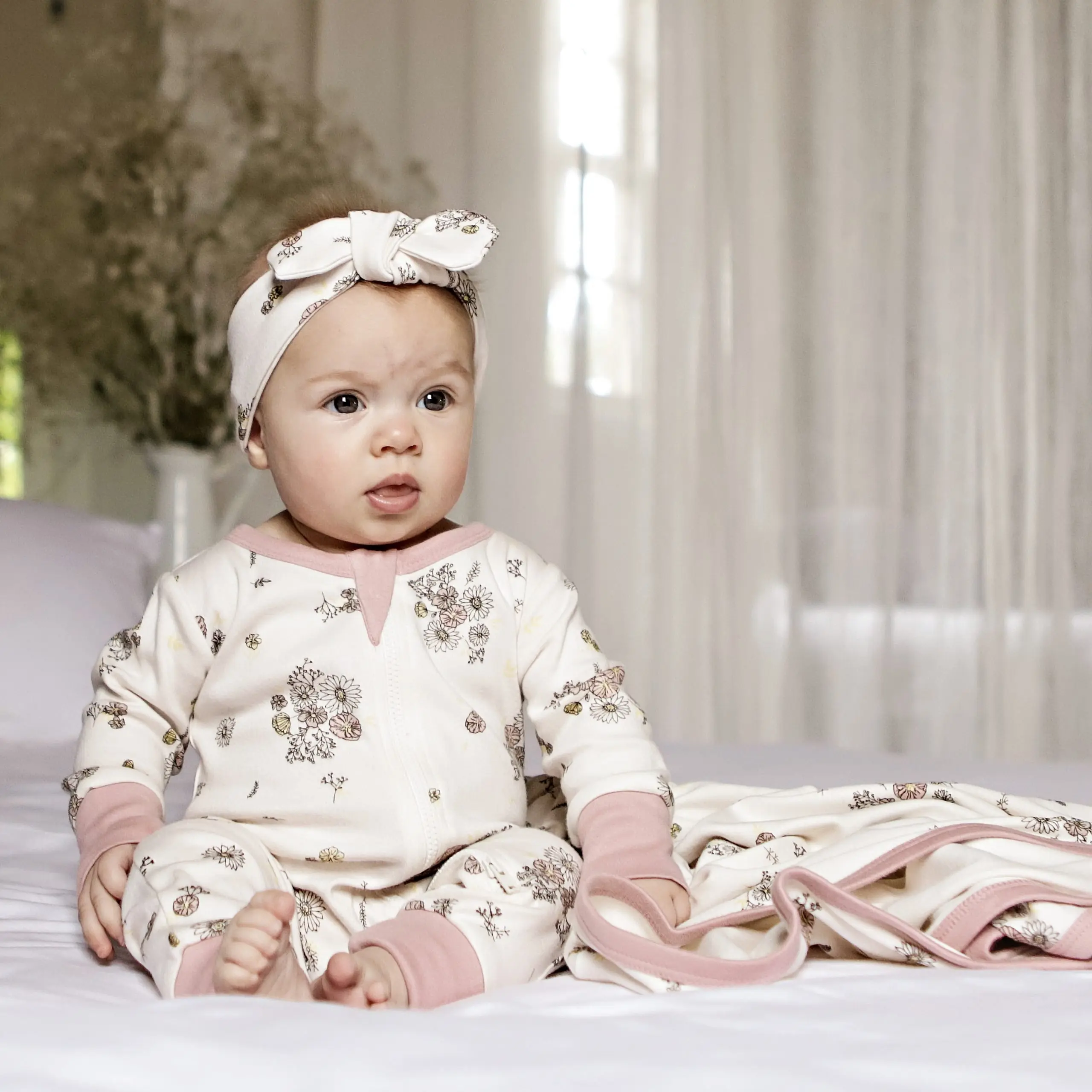 Vintage Floral Headband| One Left! Be Quick! 1 Vintage Floral Headband| One Left! Be Quick!